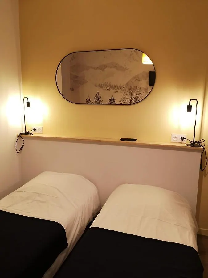 Le Relais D'Avajan Bed & Breakfast 0*, Avajan France