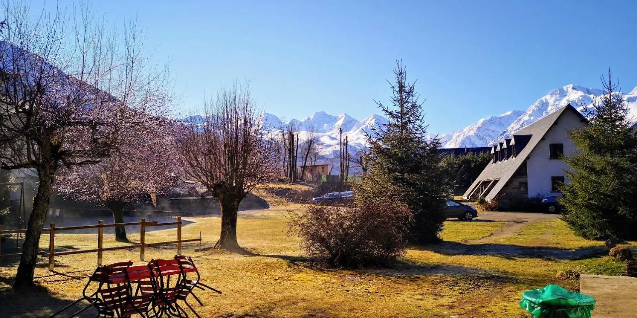 Le Relais D'Avajan Bed & Breakfast