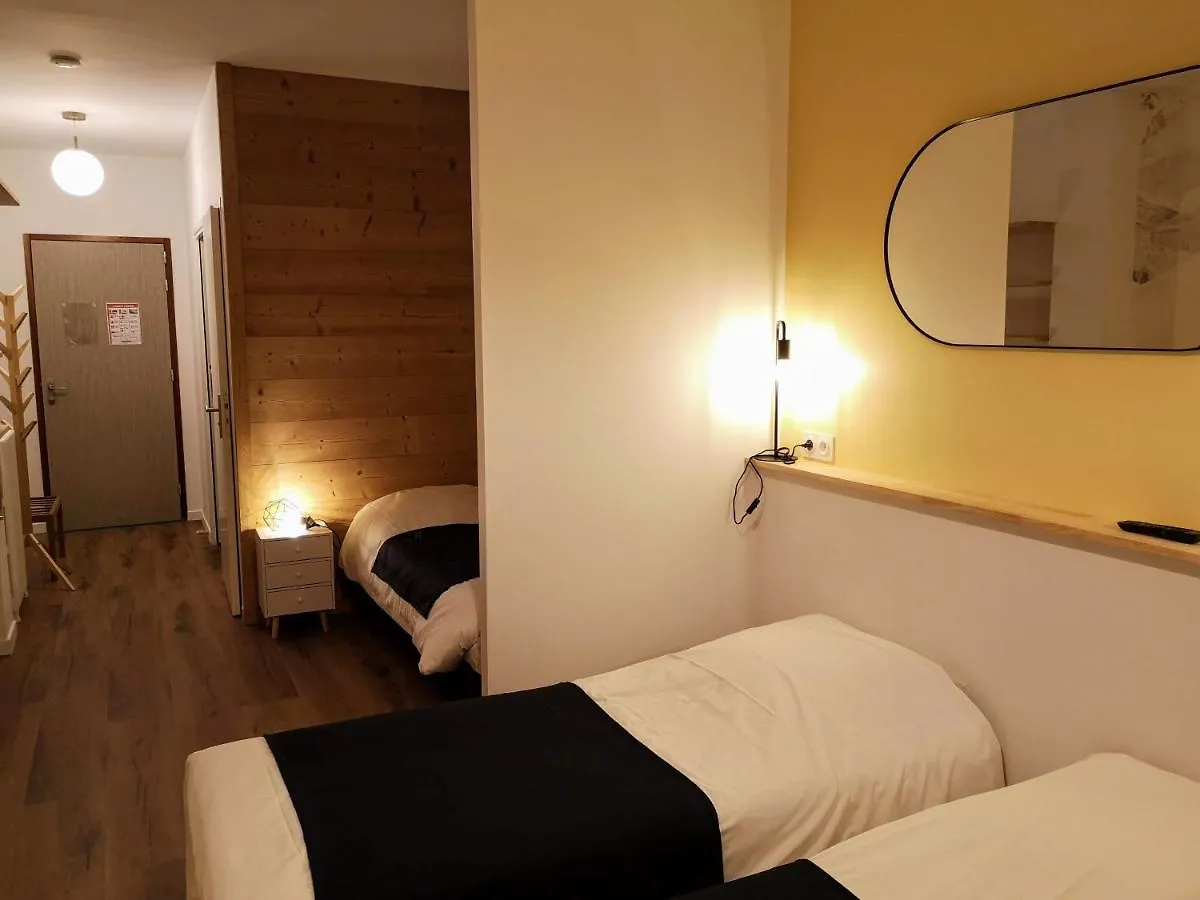 Le Relais D'Avajan Bed & Breakfast