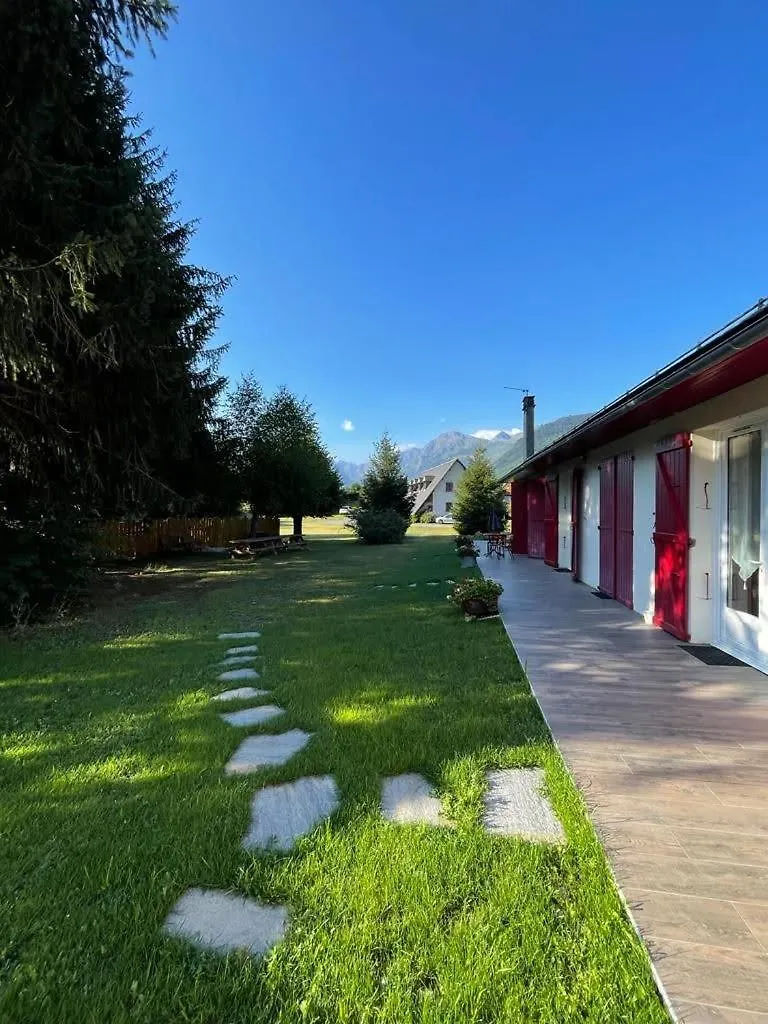 Le Relais D'Avajan Bed & Breakfast 0*, Avajan France