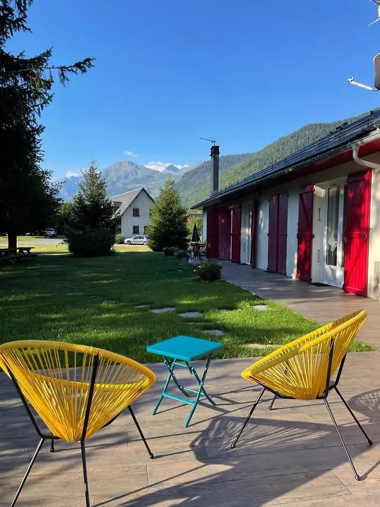 Le Relais D'Avajan Bed & Breakfast