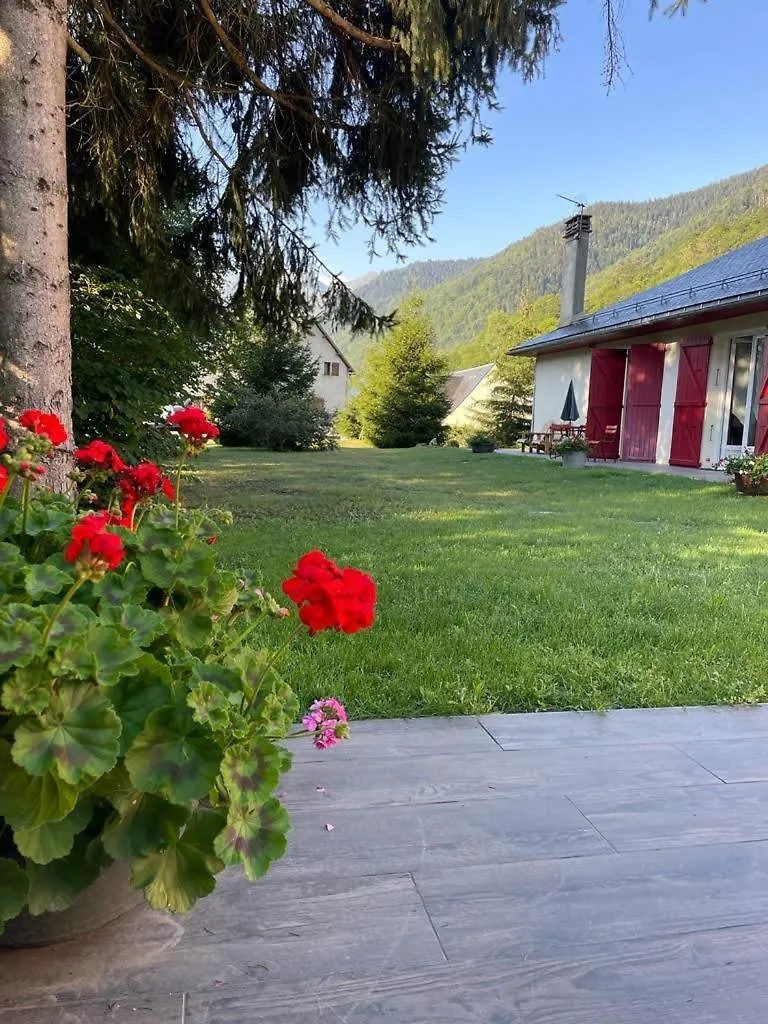 Le Relais D'Avajan Bed & Breakfast France